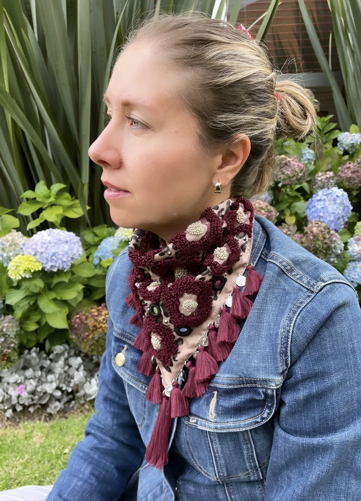 Pañoleta bordada “mi atardecer”