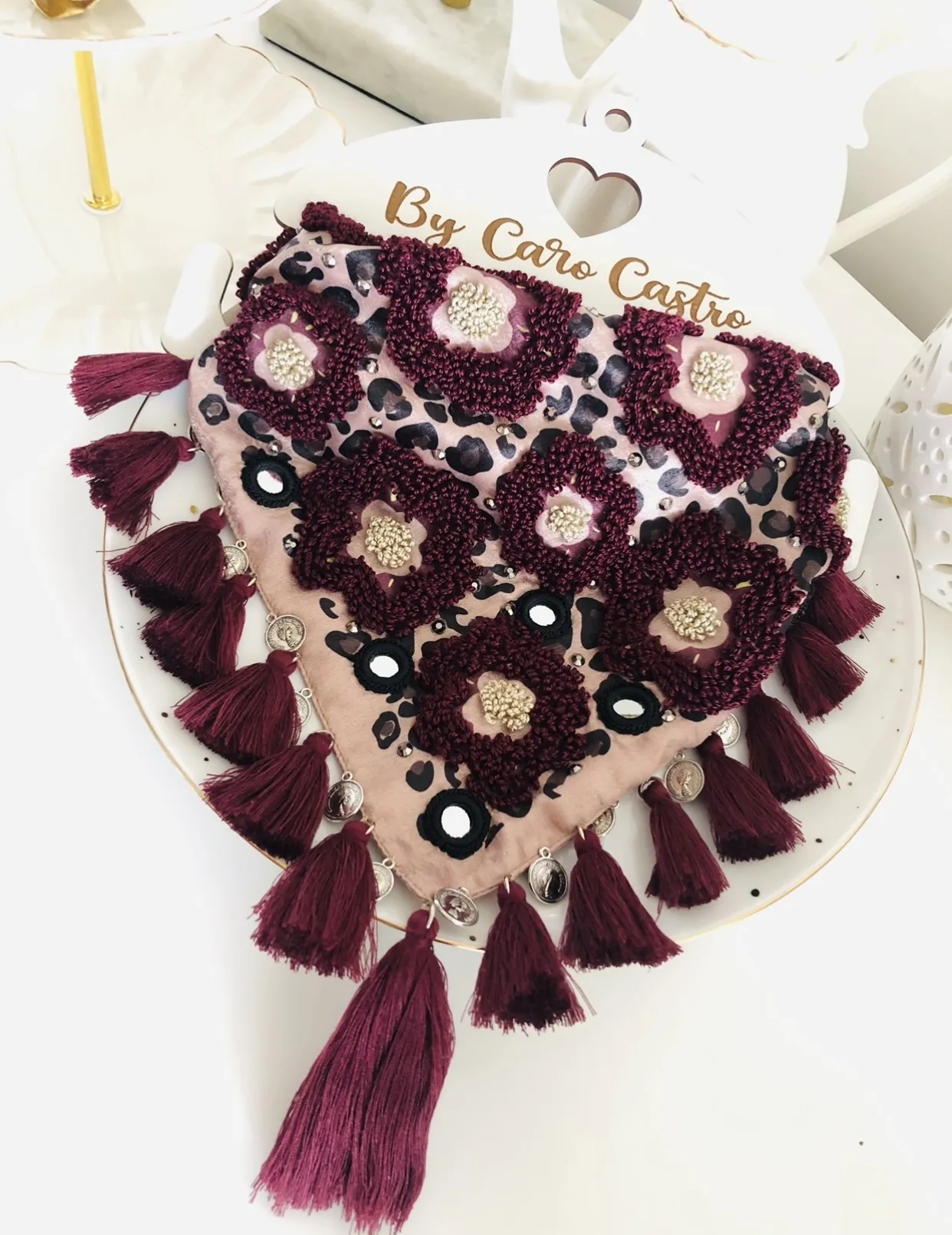 Pañoleta bordada “mi atardecer” 6