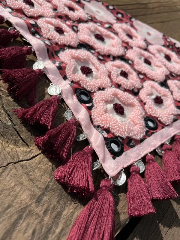 Pañoleta Red Wine Bordada 3