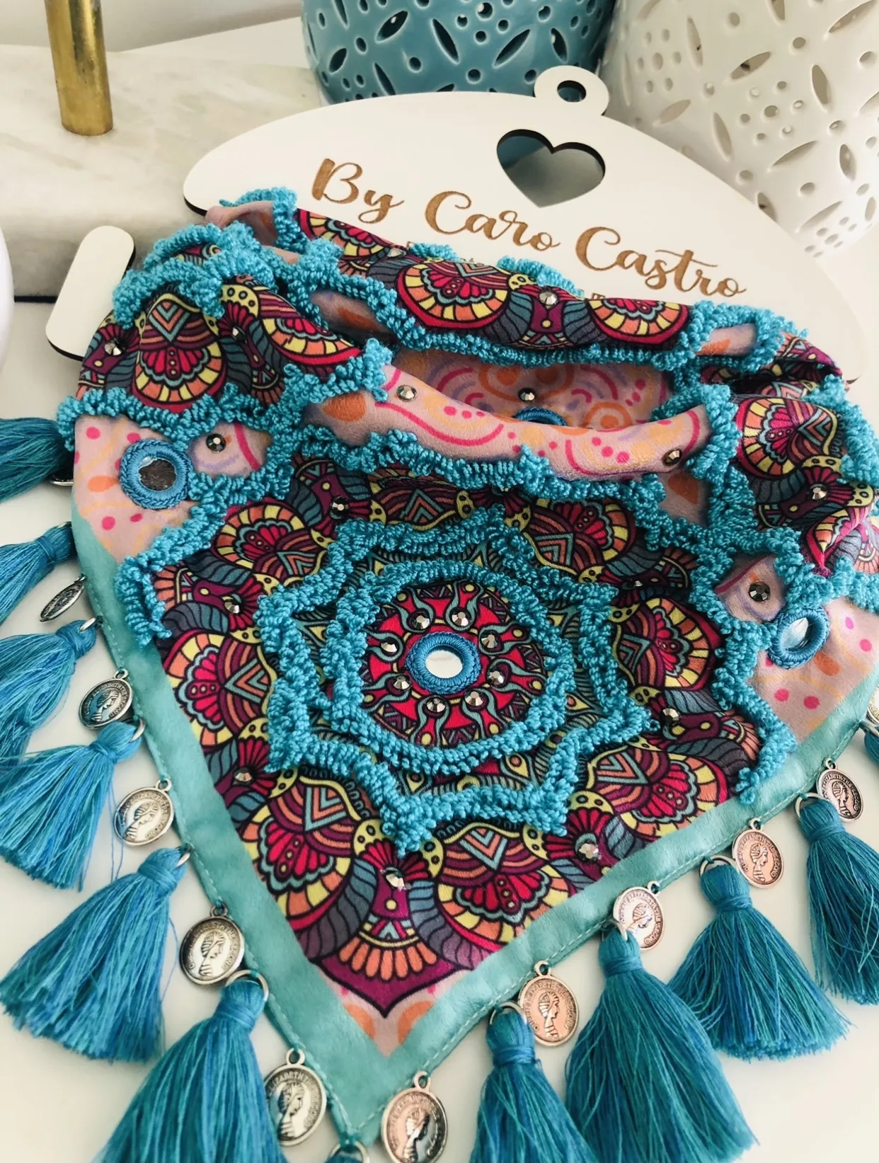 Pañoleta Bordada Mandalas Azul 2