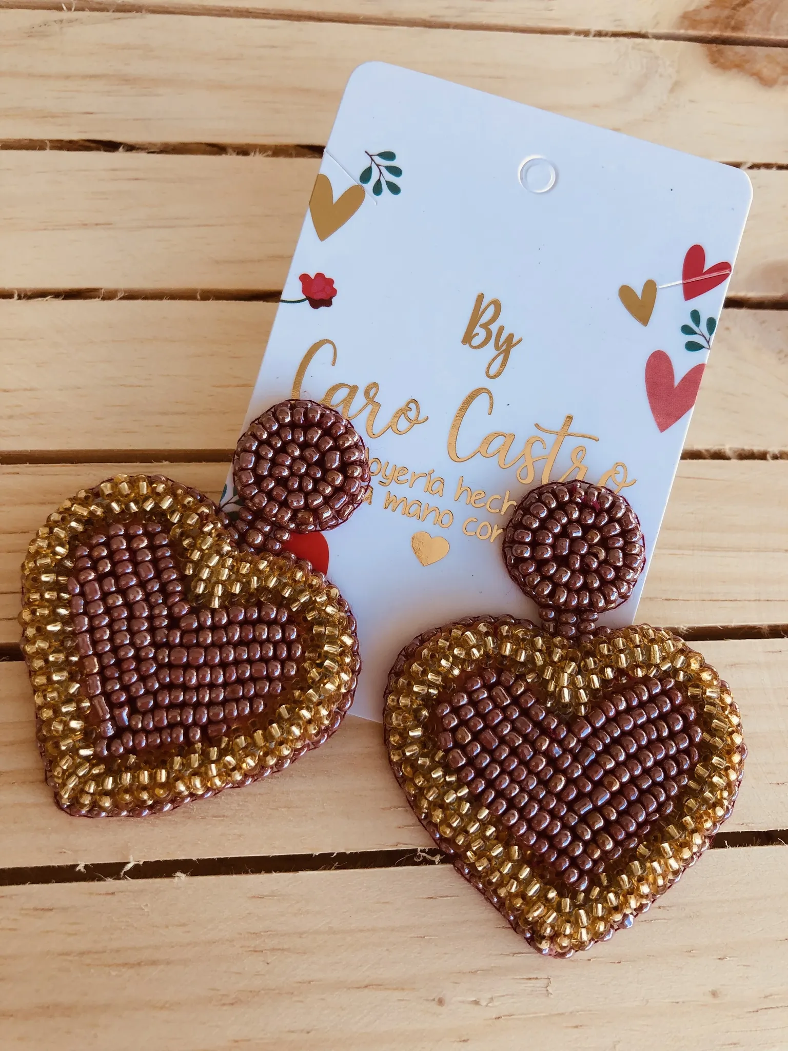 Aretes Corazón Palo de Rosa con Borde Dorado