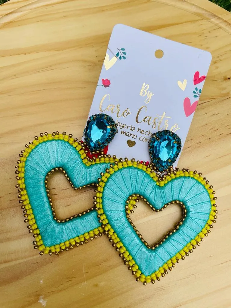 Aretes Corazón Azul con Borde Amarillo
