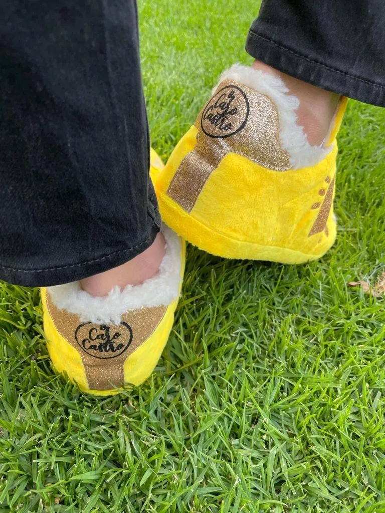 Babuchas Tennis Amarillas con Corazón Escarchado 2