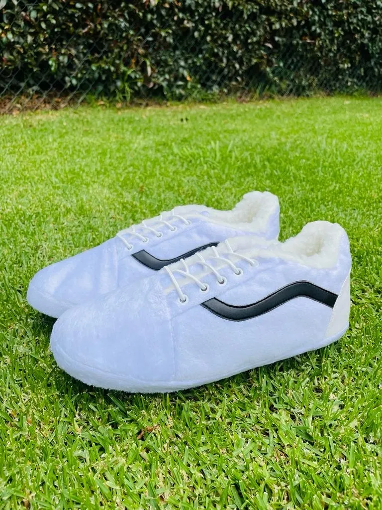 Babuchas Tennis Blancas con Linea Negra 2