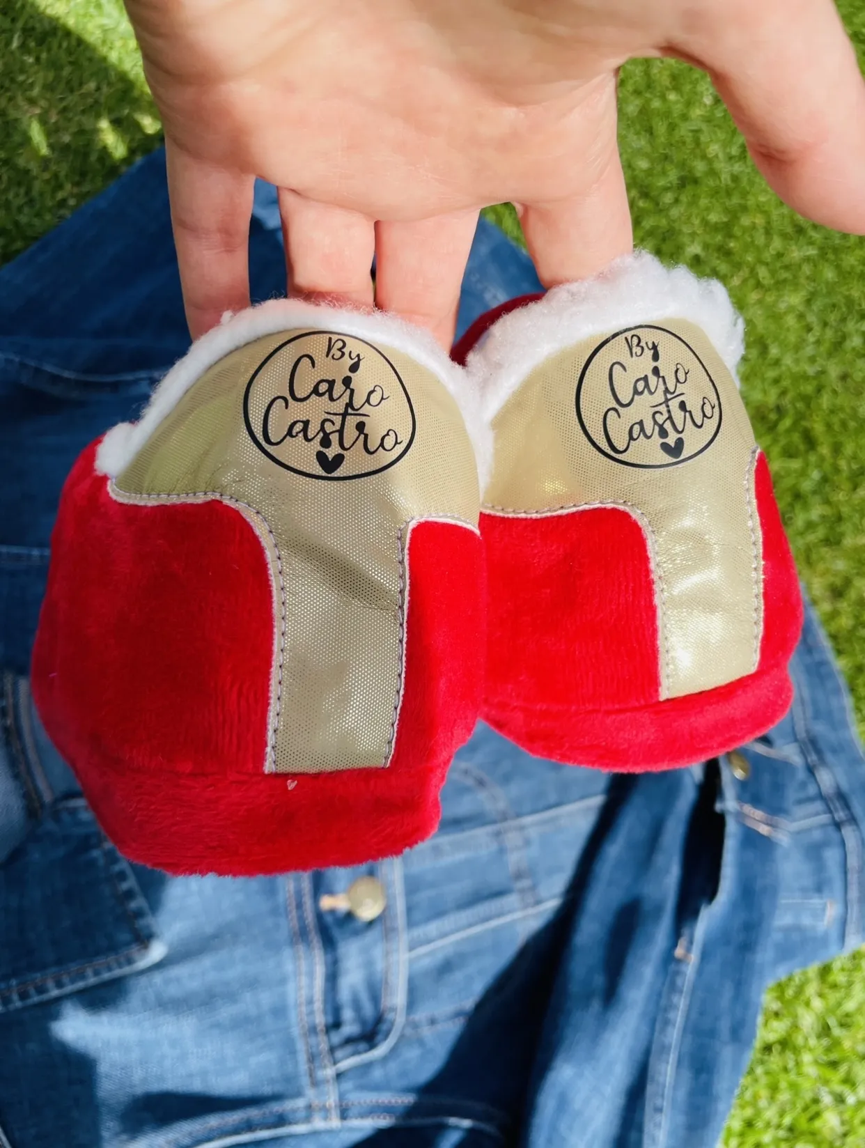 Babuchas Tennis Rojas con Corazón en Animal Print 4