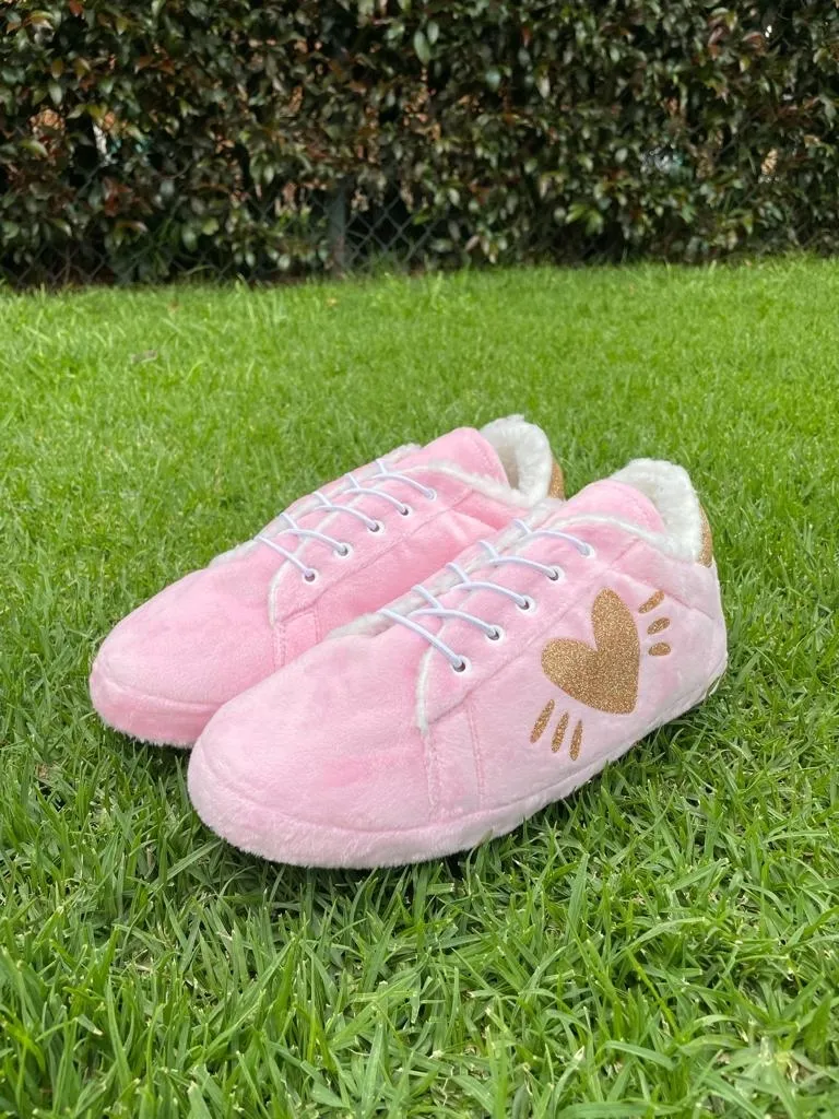 Babuchas Tennis Rosadas con Corazón Escarchado. 2