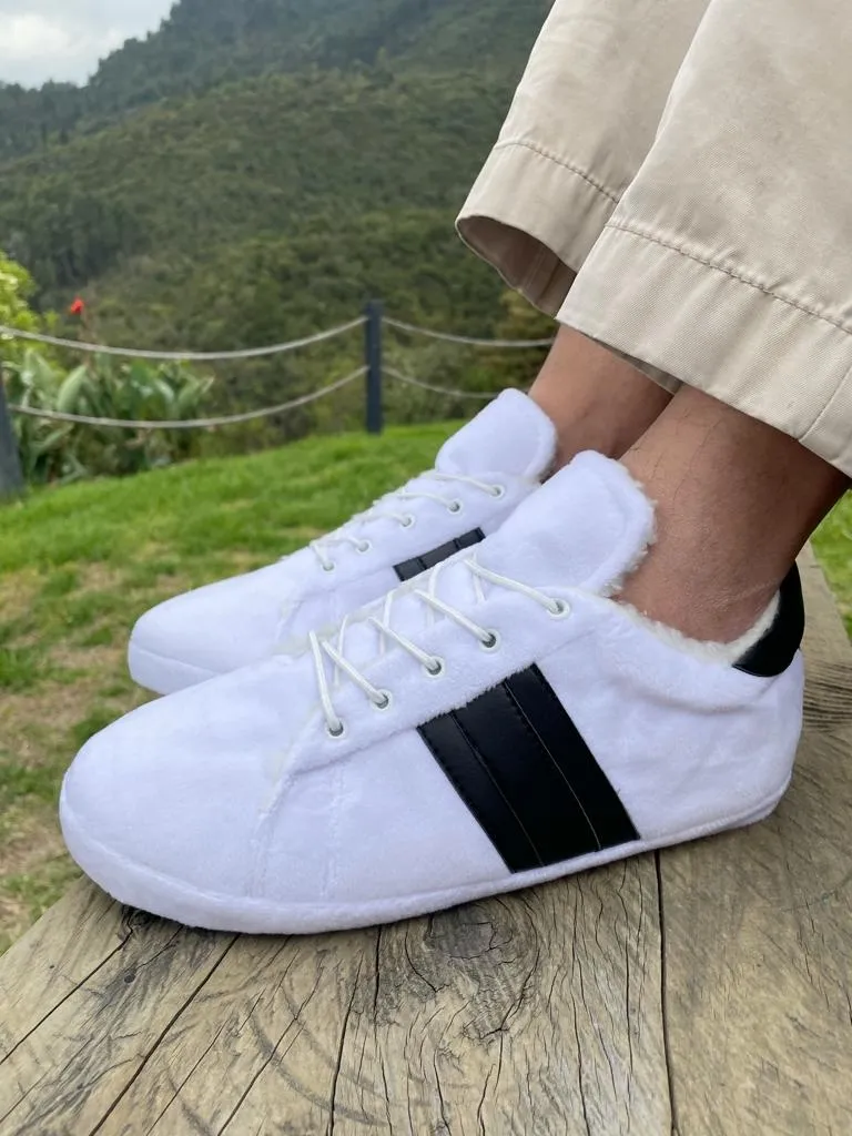 Babuchas Tennis Blancas con Línea Negra