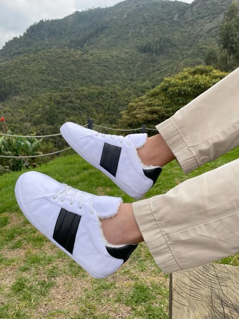 Babuchas Tennis Blancas con Línea Negra 3