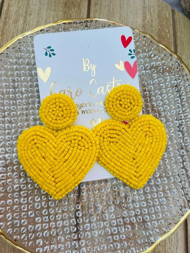  Aretes corazón amarillo brillante