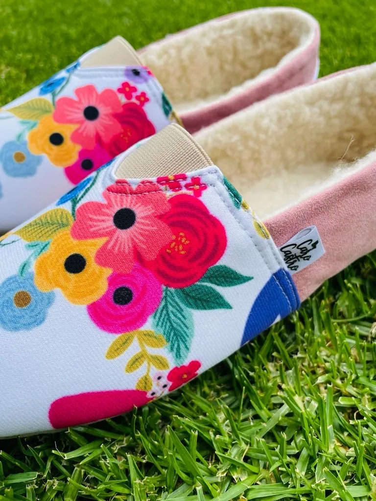 Alpargatas By Santi Rosadas con Flores y Corazones 12