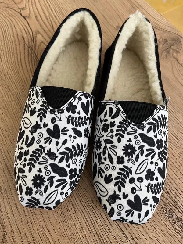 Alpargatas Mi Corazón Auténtico Blanco y Negro 2