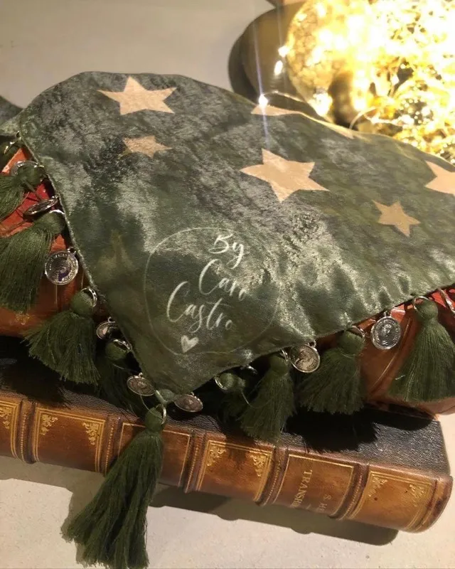 Pañoleta Estrella Dorada Bordada 6