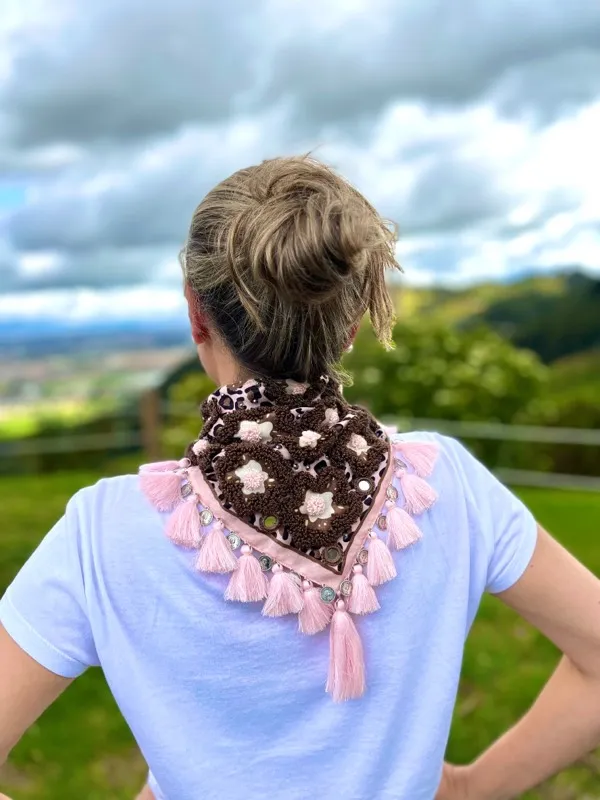 Pañoleta Lovely Bordada 3