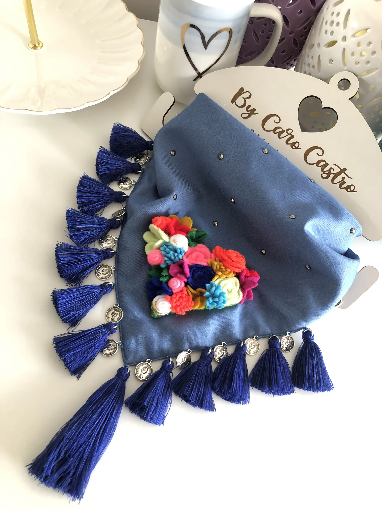 Pañoleta mi corazon Autentico borla azul 3