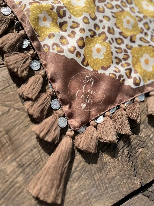 Pañoleta Ocaso Bordada 6